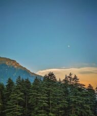 Mindblowing mountain view of himachal